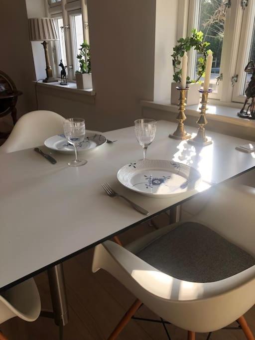Cozy, Quiet Guest House Perfect For Business Or Pleasure ヒレレズ エクステリア 写真